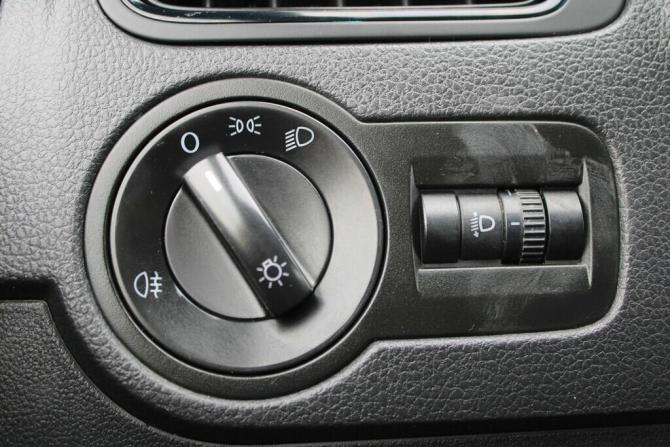 Volkswagen Polo V с пробегом 2012 года, цена 795 000 рублей, 124000 км, седан, Автокод Объявления