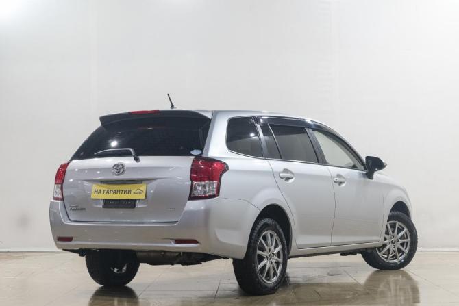 Toyota Corolla XI (E160 E170 E180) с пробегом 2013 года, цена 1 269 000 рублей, 75000 км, универсал, Автокод Объявления