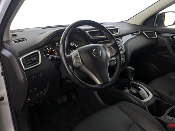 Nissan Qashqai II с пробегом 2018 года, цена 1 800 000 рублей, 82500 км, внедорожник, Автокод Объявления
