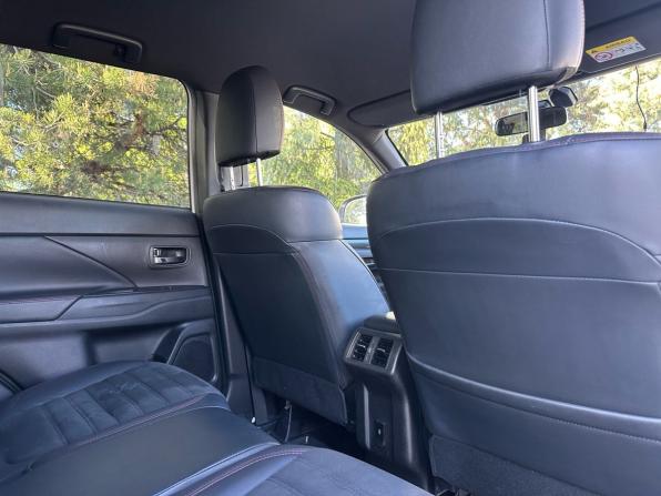 Mitsubishi Outlander III Рестайлинг 3 с пробегом 2021 года, цена 2 499 000 рублей, 128126 км, внедорожник, Автокод Объявления