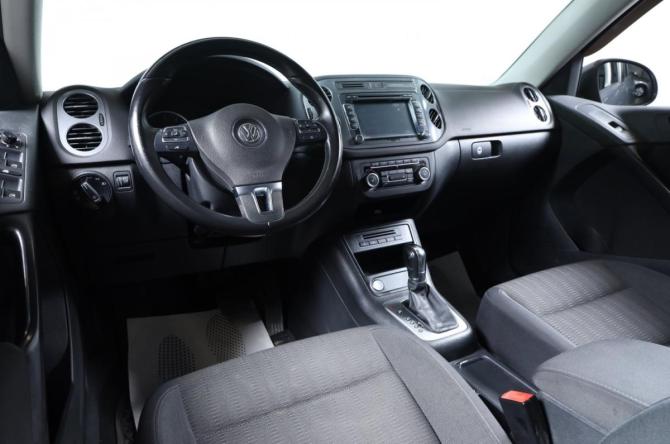 Volkswagen Tiguan I Рестайлинг с пробегом 2014 года, цена 1 799 000 рублей, 132200 км, внедорожник, Автокод Объявления