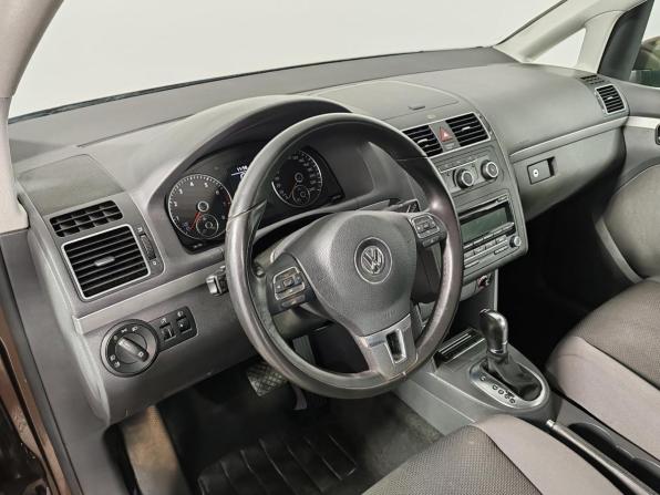 Volkswagen Touran I Рестайлинг 2 с пробегом 2012 года, цена 1 199 000 рублей, 74439 км, компактвэн, Автокод Объявления