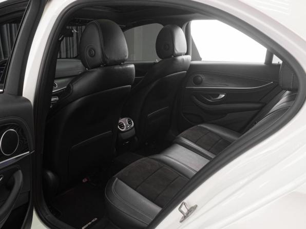 Mercedes-Benz E-Класс V (W213 S213 C238) с пробегом 2017 года, цена 2 839 000 рублей, 192732 км, седан, Автокод Объявления