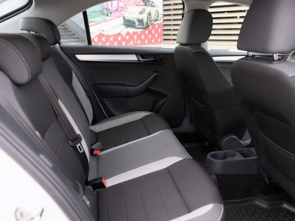 Skoda Rapid I Рестайлинг с пробегом 2019 года, цена 1 359 000 рублей, 108487 км, лифтбек, Автокод Объявления