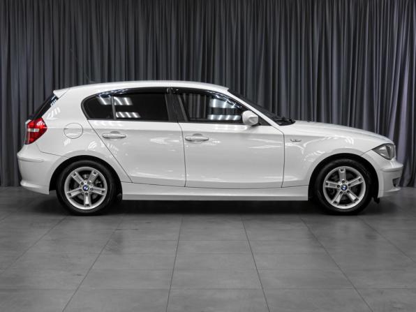 BMW 1 серии I (E81/E82/E87/E88) Рестайлинг с пробегом 2011 года, цена 999 000 рублей, 125983 км, хэтчбек, Автокод Объявления