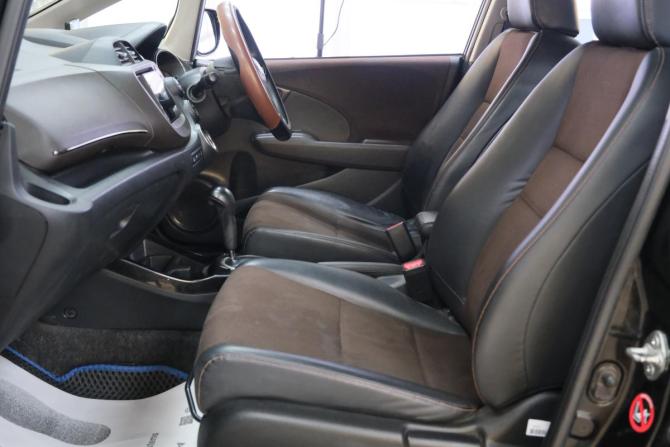 Honda Fit Shuttle I с пробегом 2012 года, цена 929 000 рублей, 196000 км, универсал, Автокод Объявления