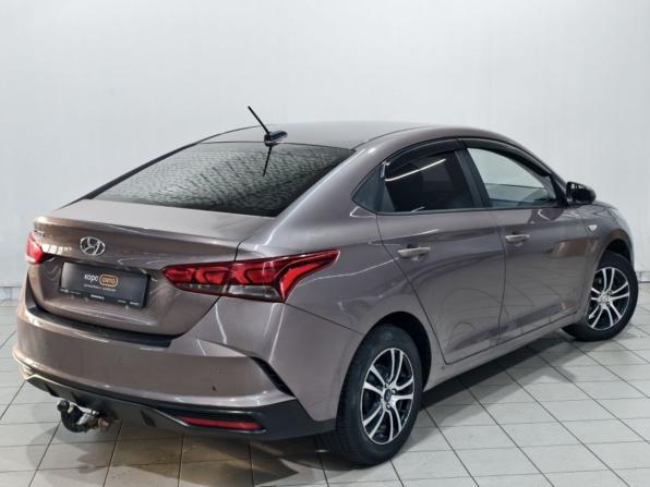 Hyundai Solaris II с пробегом 2020 года, цена 1 332 800 рублей, 80026 км, седан, Автокод Объявления