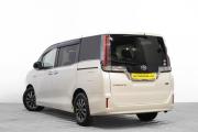 Toyota Esquire I Рестайлинг Барнаул  - изображение 37