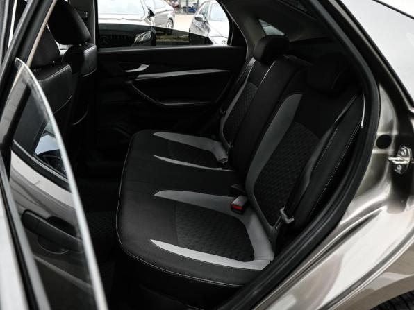 Lada (ВАЗ) Vesta I Рестайлинг (NG) с пробегом 2024 года, цена 1 299 000 рублей, 15912 км, седан, Автокод Объявления
