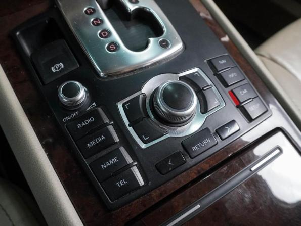 Audi A8 II (D3) Рестайлинг 2 с пробегом 2008 года, цена 929 000 рублей, 158780 км, седан, Автокод Объявления