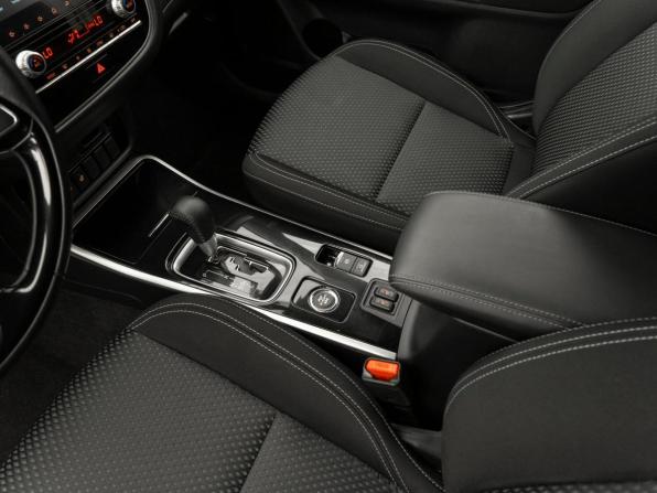 Mitsubishi Outlander III Рестайлинг 3 с пробегом 2021 года, цена 2 590 000 рублей, 87372 км, внедорожник, Автокод Объявления