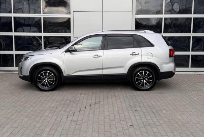 Kia Sorento II Рестайлинг с пробегом 2013 года, цена 1 740 000 рублей, 171364 км, внедорожник, Автокод Объявления