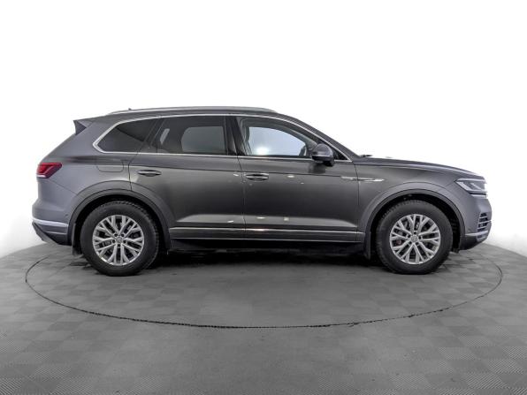 Volkswagen Touareg III с пробегом 2019 года, цена 3 690 000 рублей, 234306 км, внедорожник, Автокод Объявления
