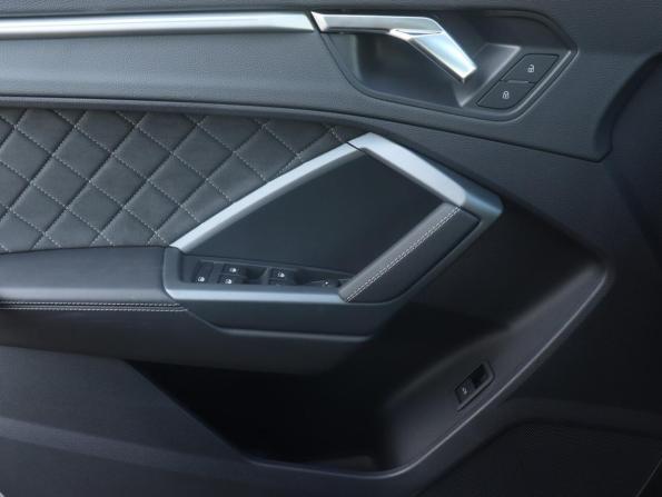 Audi Q3 II (F3) с пробегом 2026 года, цена 3 990 000 рублей, 10 км, внедорожник, Автокод Объявления