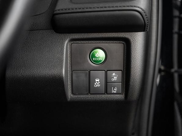 Honda Vezel I Рестайлинг с пробегом 2019 года, цена 1 900 000 рублей, 43348 км, внедорожник, Автокод Объявления