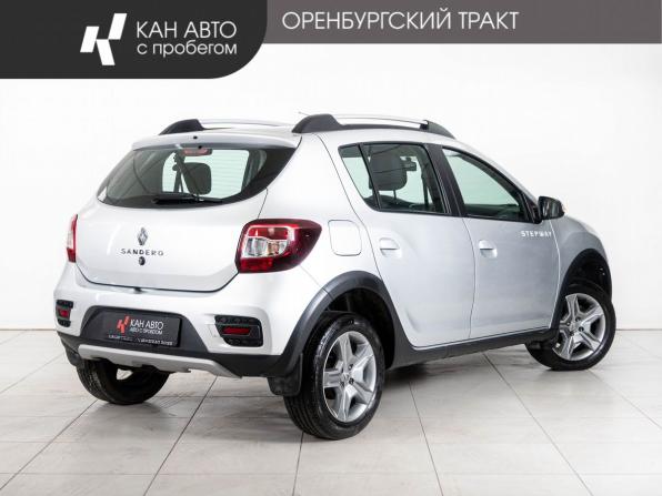 Renault Sandero II Рестайлинг с пробегом 2020 года, цена 1 374 000 рублей, 41221 км, хэтчбек, Автокод Объявления