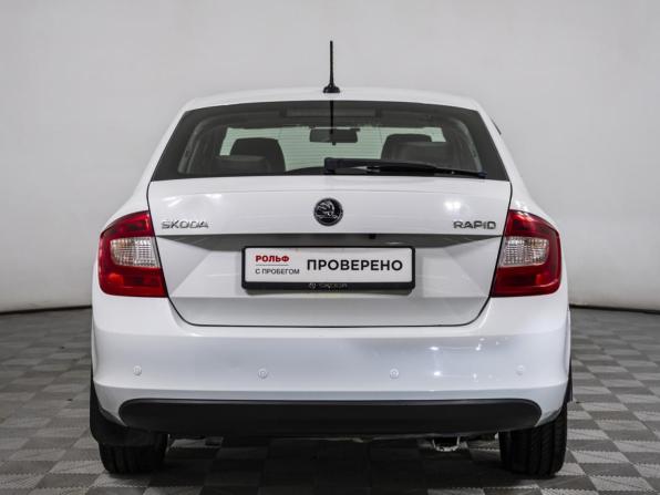 Skoda Rapid I Рестайлинг с пробегом 2017 года, цена 1 148 000 рублей, 174723 км, лифтбек, Автокод Объявления