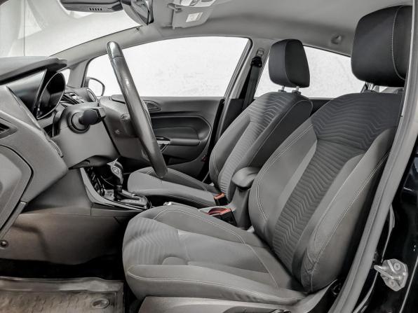 Ford Fiesta Mk6 Рестайлинг с пробегом 2016 года, цена 850 000 рублей, 134538 км, хэтчбек, Автокод Объявления