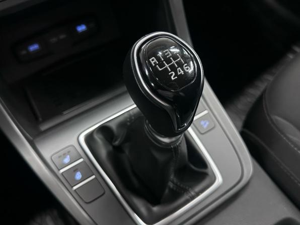 Hyundai Creta II с пробегом 2022 года, цена 1 990 000 рублей, 59862 км, внедорожник, Автокод Объявления