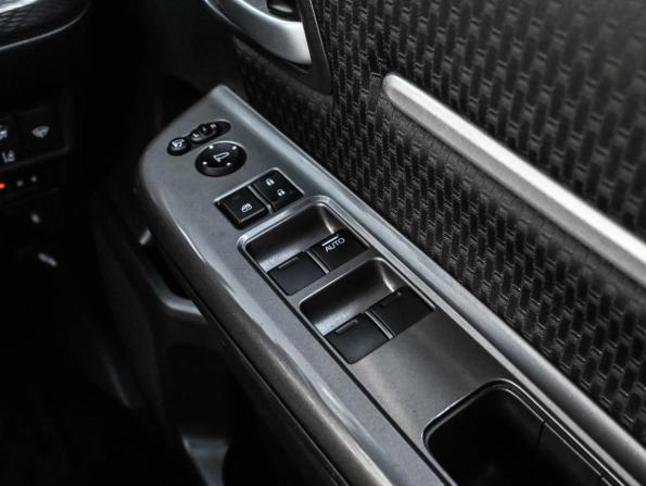 Honda Stepwgn V Рестайлинг с пробегом 2019 года, цена 2 739 000 рублей, 67217 км, минивэн, Автокод Объявления