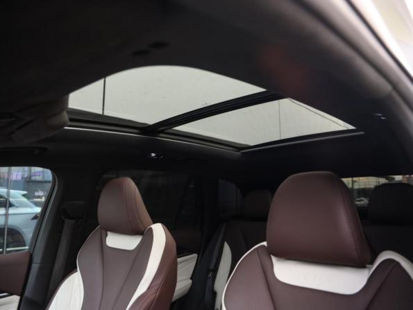 Geely Monjaro I Рестайлинг с пробегом 2024 года, цена 3 449 000 рублей, 45837 км, внедорожник, Автокод Объявления
