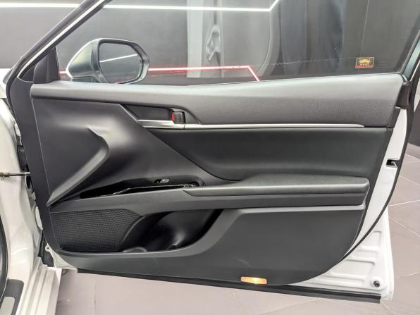 Toyota Camry VIII (XV70) с пробегом 2019 года, цена 2 590 000 рублей, 108420 км, седан, Автокод Объявления