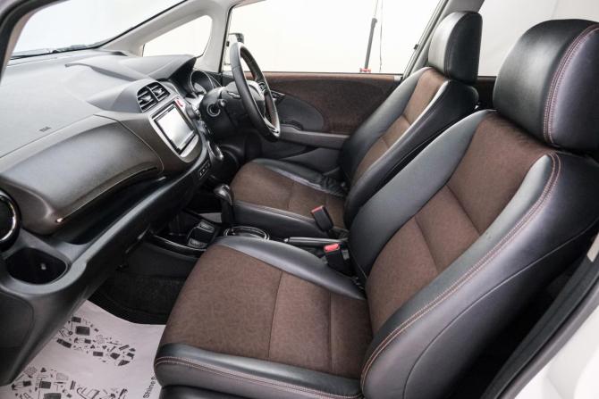Honda Fit Shuttle I Рестайлинг с пробегом 2014 года, цена 849 000 рублей, 188663 км, универсал, Автокод Объявления