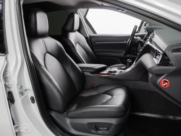 Toyota Camry VIII (XV70) с пробегом 2019 года, цена 3 090 000 рублей, 63707 км, седан, Автокод Объявления