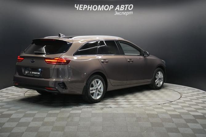Kia Ceed III с пробегом 2019 года, цена 1 790 000 рублей, 110297 км, универсал, Автокод Объявления