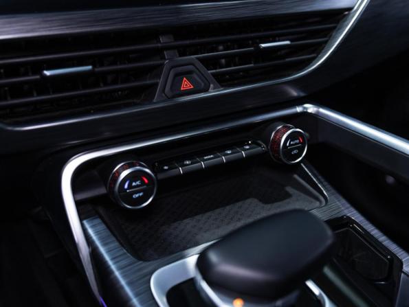 Geely Tugella I Рестайлинг с пробегом 2023 года, цена 3 149 700 рублей, 23496 км, внедорожник, Автокод Объявления