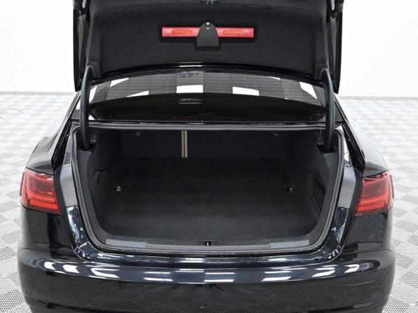 Audi A6 IV (C7) Рестайлинг с пробегом 2018 года, цена 1 419 000 рублей, 89051 км, седан, Автокод Объявления