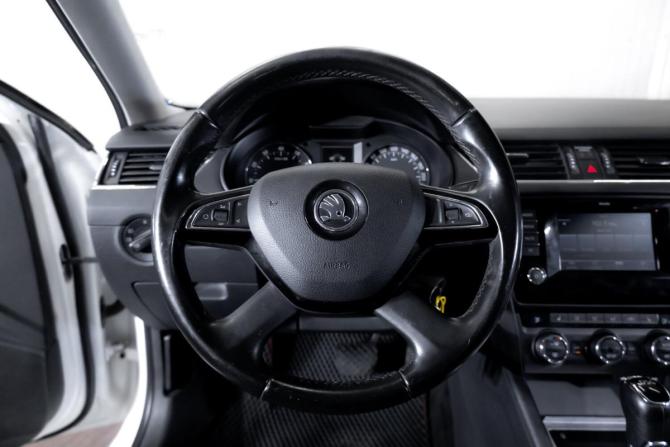 Skoda Octavia III (A7) с пробегом 2013 года, цена 1 070 000 рублей, 208000 км, лифтбек, Автокод Объявления