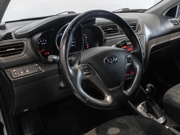 Kia Rio III Рестайлинг с пробегом 2016 года, цена 1 193 400 рублей, 55922 км, седан, Автокод Объявления