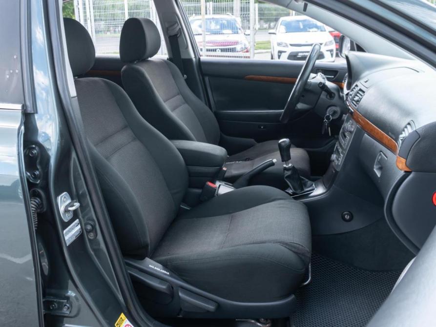 Toyota Avensis II Рестайлинг Волгоград  - изображение 8