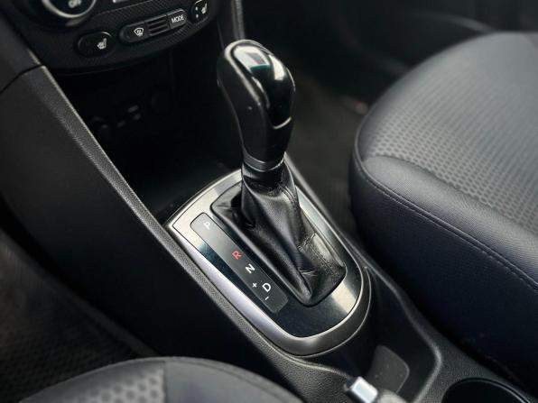 Hyundai Solaris I Рестайлинг с пробегом 2015 года, цена 840 000 рублей, 222697 км, хэтчбек, Автокод Объявления