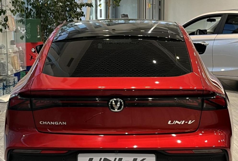 Changan UNI-V I Волгоград  - изображение 3