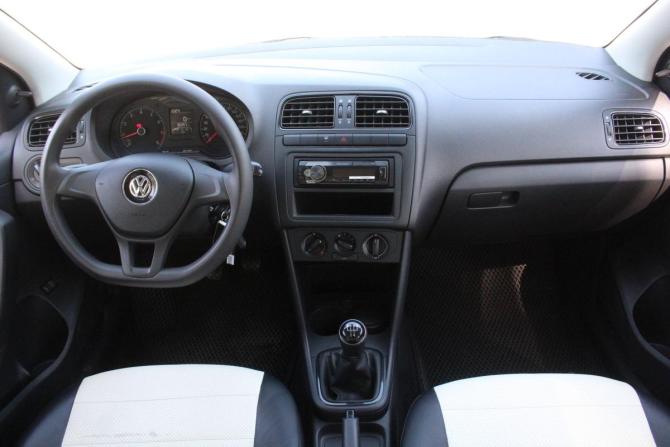 Volkswagen Polo V Рестайлинг с пробегом 2019 года, цена 1 310 000 рублей, 36288 км, седан, Автокод Объявления