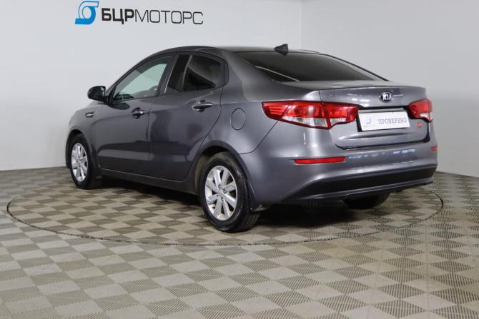 Kia Rio III Рестайлинг с пробегом 2017 года, цена 1 199 990 рублей, 107200 км, седан, Автокод Объявления