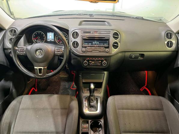 Volkswagen Tiguan I Рестайлинг с пробегом 2011 года, цена 899 000 рублей, 284853 км, внедорожник, Автокод Объявления