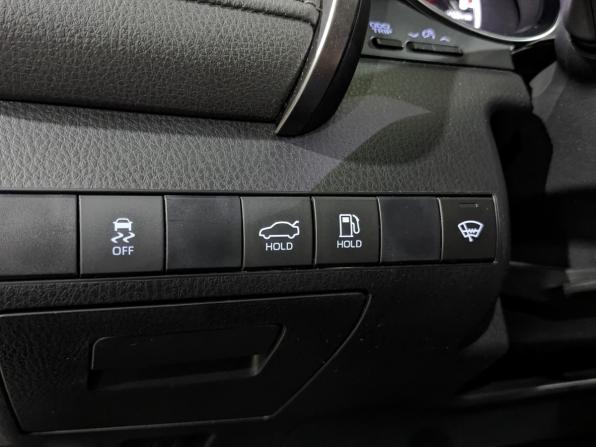 Toyota Camry VIII (XV70) Рестайлинг с пробегом 2021 года, цена 2 700 000 рублей, 168443 км, седан, Автокод Объявления