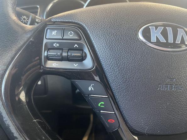 Kia Ceed II с пробегом 2013 года, цена 1 065 000 рублей, 140942 км, хэтчбек, Автокод Объявления