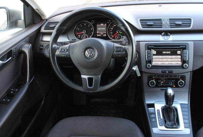 Volkswagen Passat B7 с пробегом 2011 года, цена 830 000 рублей, 243342 км, седан, Автокод Объявления