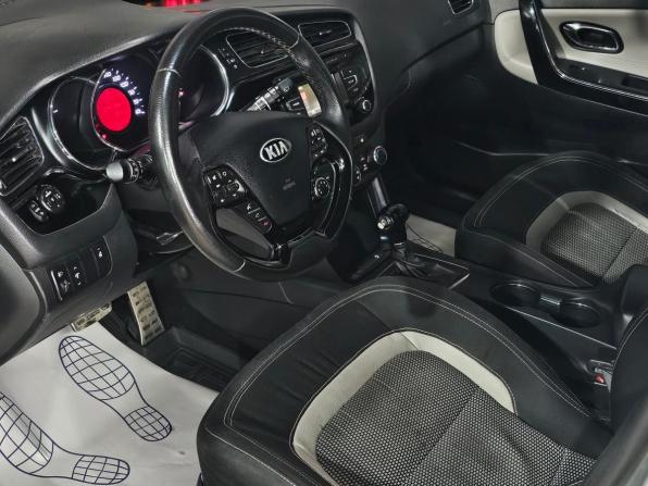 Kia Ceed II с пробегом 2014 года, цена 1 250 000 рублей, 138000 км, хэтчбек, Автокод Объявления