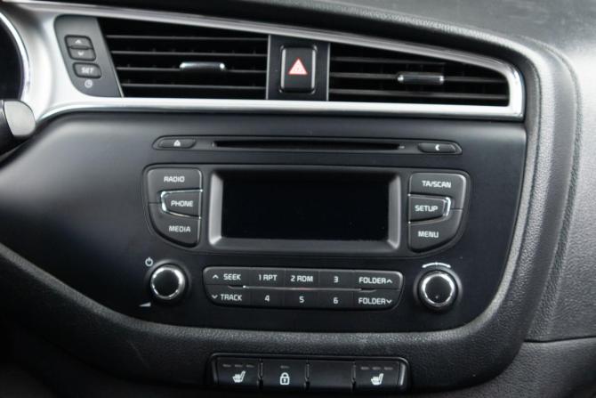 Kia Ceed II Рестайлинг с пробегом 2016 года, цена 1 269 000 рублей, 183654 км, хэтчбек, Автокод Объявления