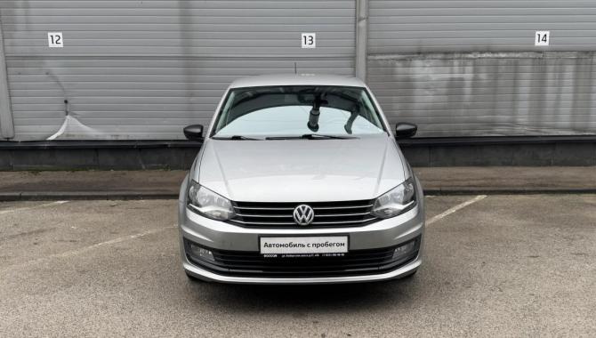 Volkswagen Polo V Рестайлинг с пробегом 2017 года, цена 929 000 рублей, 195640 км, седан, Автокод Объявления