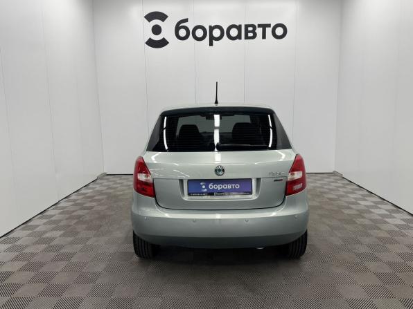 Skoda Fabia II Рестайлинг с пробегом 2011 года, цена 889 000 рублей, 111207 км, хэтчбек, Автокод Объявления