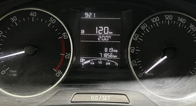 Skoda Rapid I с пробегом 2016 года, цена 1 175 000 рублей, 71856 км, лифтбек, Автокод Объявления