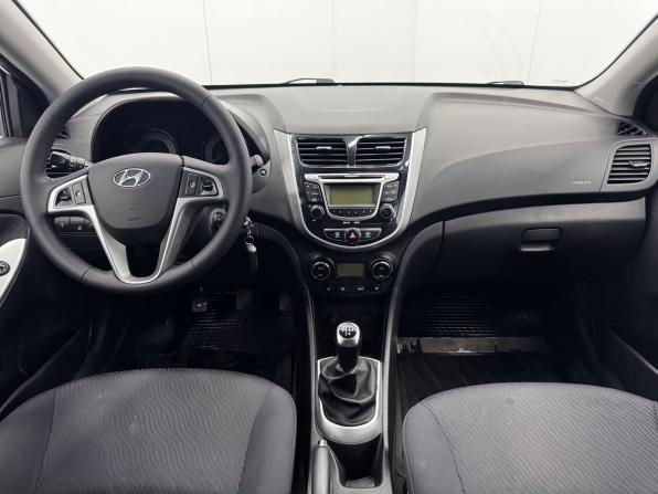 Hyundai Solaris I с пробегом 2013 года, цена 920 000 рублей, 144939 км, седан, Автокод Объявления