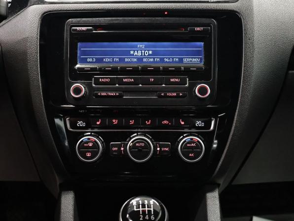 Volkswagen Jetta VI с пробегом 2012 года, цена 882 500 рублей, 142983 км, седан, Автокод Объявления
