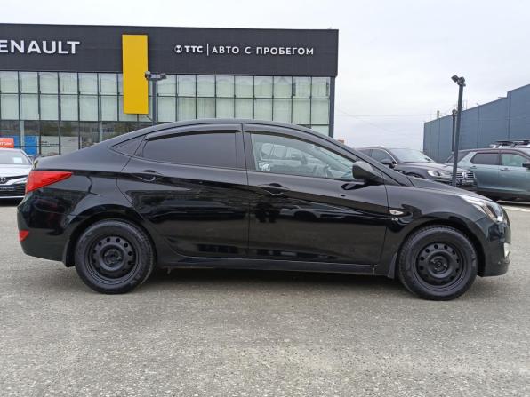 Hyundai Solaris I с пробегом 2014 года, цена 890 000 рублей, 131436 км, седан, Автокод Объявления